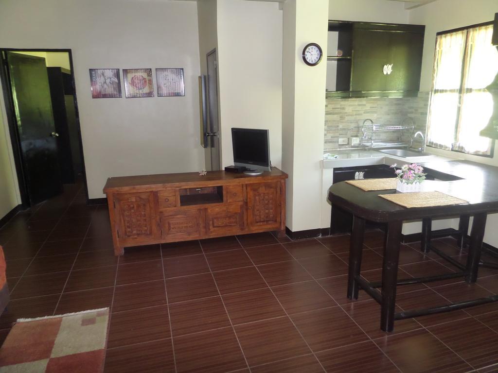 Casa Mia Resort Puerto Galera Chambre photo