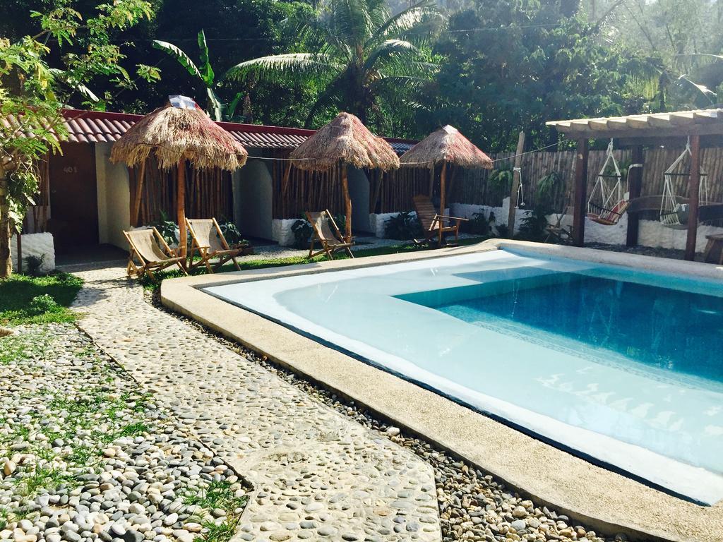 Casa Mia Resort Puerto Galera Extérieur photo