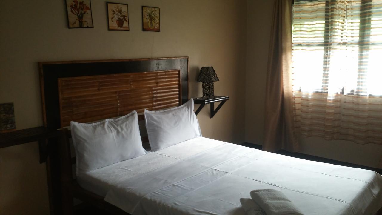 Casa Mia Resort Puerto Galera Extérieur photo